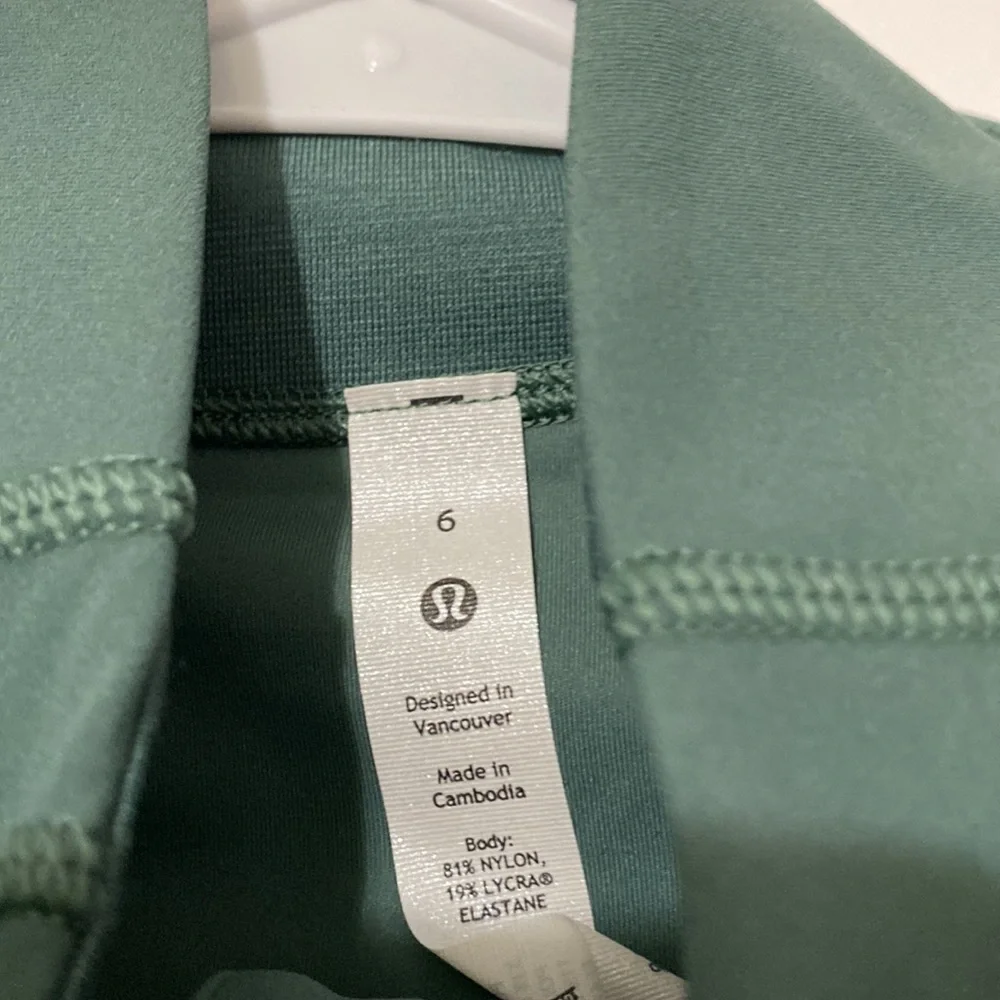 Lululemon Define Cropped Jacket Nulu Medium Forest - Picture 5 of 8